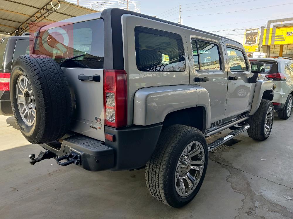 Hummer H3
